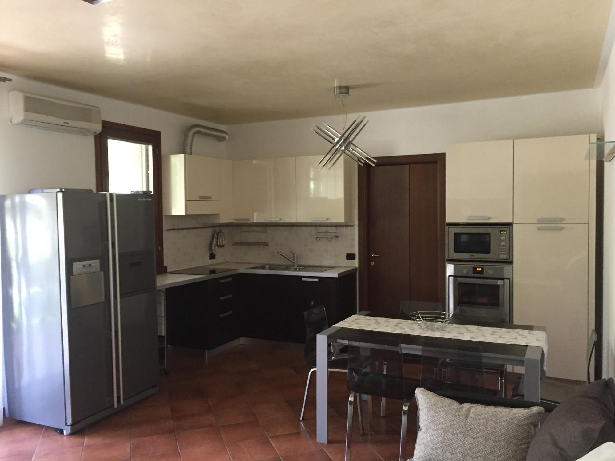 Home La Rosa Del Garda Пескьера-дель-Гарда Экстерьер фото